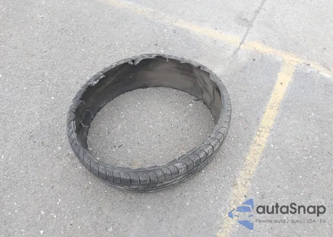 2017 Toyota Corolla Le z USA, uszkodzony, nr VIN 2T1BURHE9HC960646